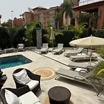 Adeje Park * أذيخي